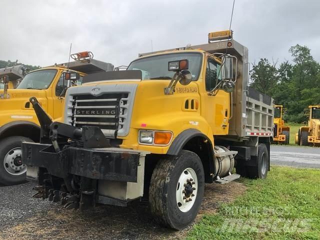 Sterling L8500 Láminas y cuñas quitanieves