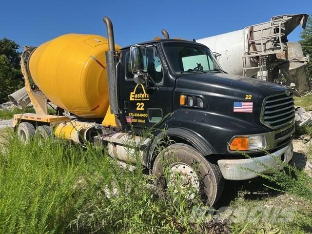 Sterling L9500 Otros camiones