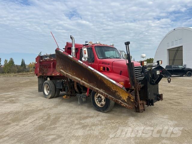 Sterling L9500 Láminas y cuñas quitanieves