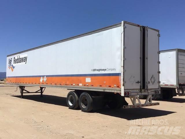 Strick  Carrocería de caja