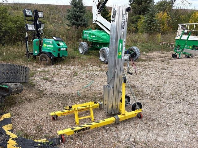 Sumner 2118 Cabrestantes, montacargas y elevadores de materiales