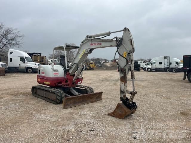 Takeuchi TB260 Excavadoras de cadenas