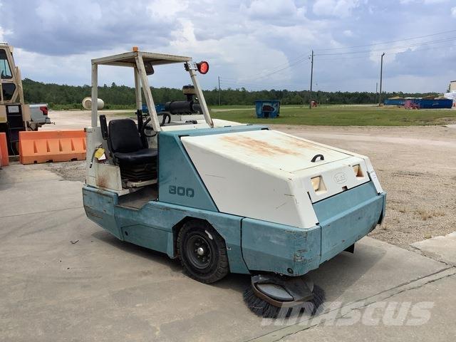 Tennant 800 Barredora de interior