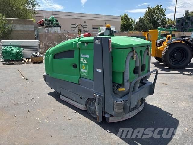 Tennant M20 Barredora de interior