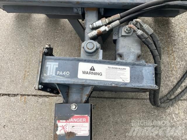 Thomas PA40 Construcción - Otros
