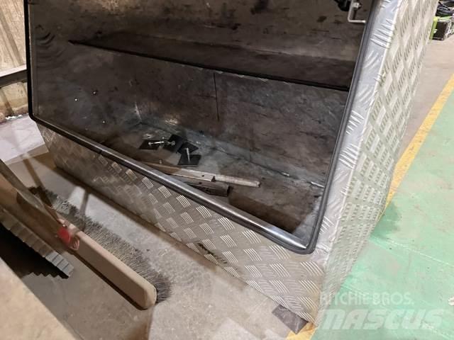 Tiger Trays Construcción - Otros
