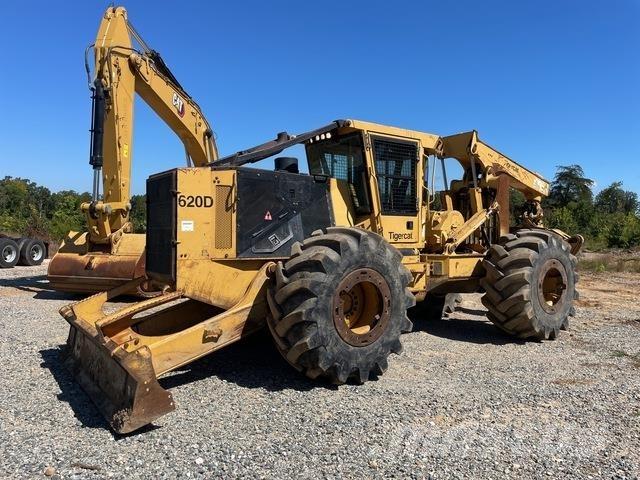 Tigercat 620D Arrastrador de troncos
