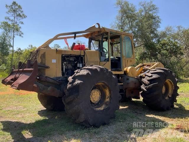 Timberjack 460 Arrastrador de troncos