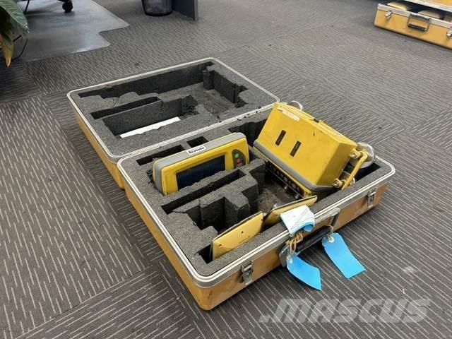 Topcon  Otros componentes