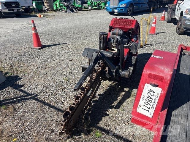 Toro TRX 250 Excavadoras de zanjas