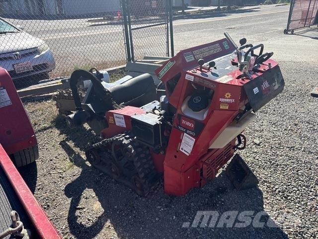 Toro TRX 250 Excavadoras de zanjas