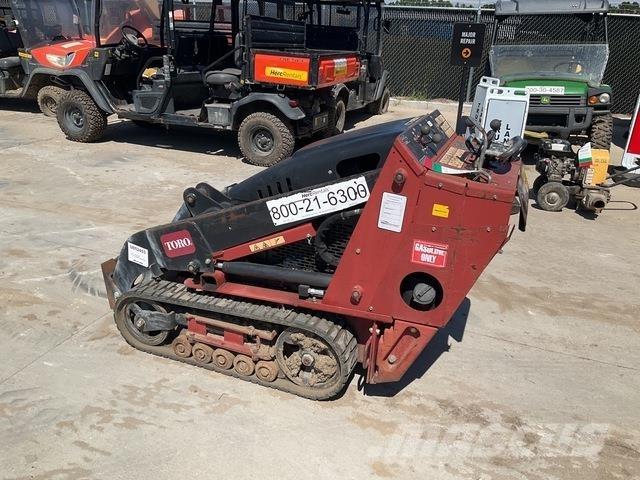 Toro TX427 Minicargadoras