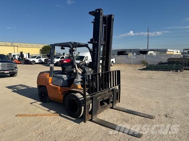 Toyota 7FDKU40 Construcción - Otros