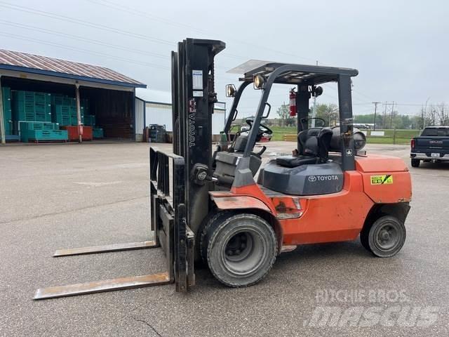 Toyota 7FGU45 Construcción - Otros