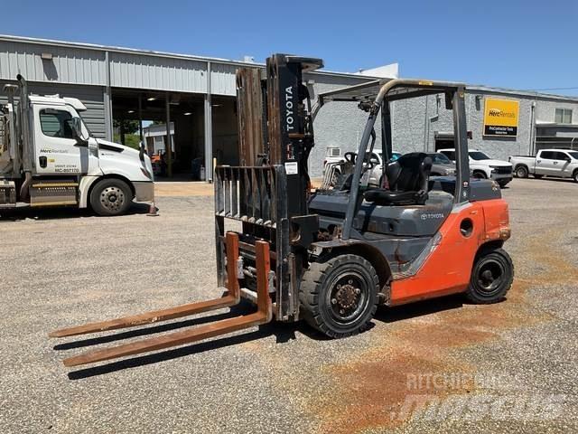 Toyota 8FD35U Construcción - Otros