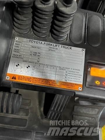 Toyota 8FGCU25 Construcción - Otros