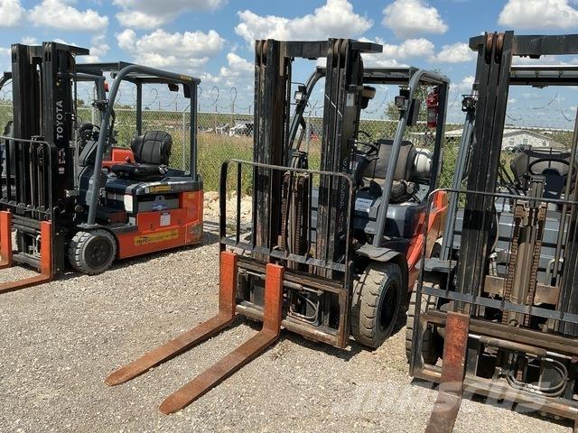 Toyota 8FGU25 Otras carretillas elevadoras