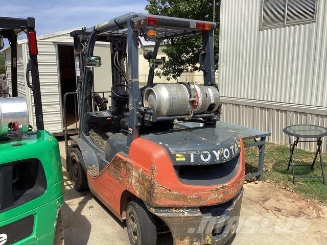 Toyota 8FGU25 Otras carretillas elevadoras
