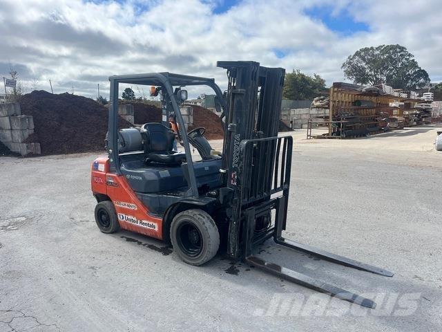 Toyota 8FGU25 Otras carretillas elevadoras
