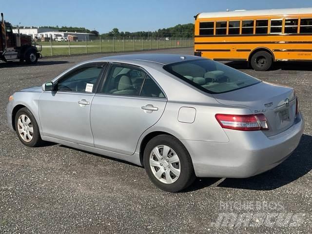 Toyota Camry Coches