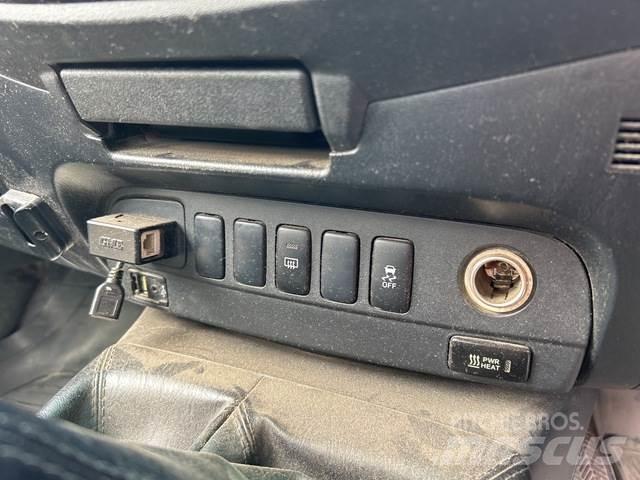 Toyota HiLux Furgonetas caja abierta