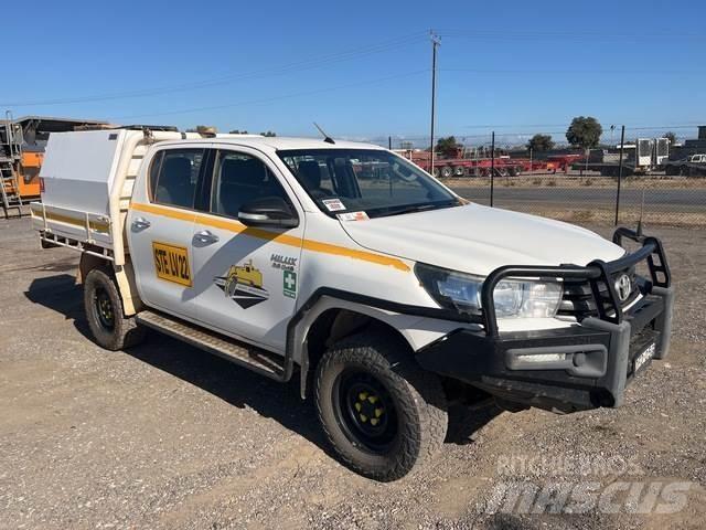 Toyota Hilux Furgonetas caja abierta