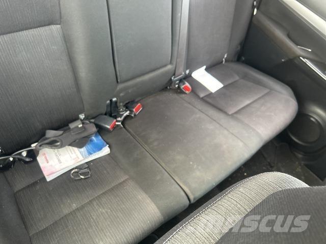Toyota HiLux Otras furgonetas
