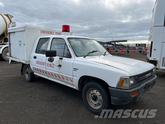Toyota Hilux Furgonetas caja abierta