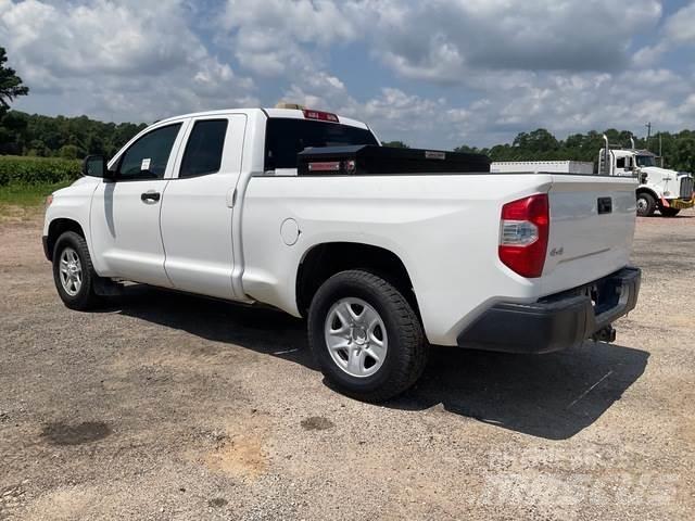 Toyota Tundra Otras furgonetas