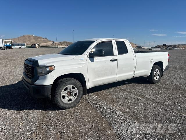 Toyota Tundra Furgonetas caja abierta