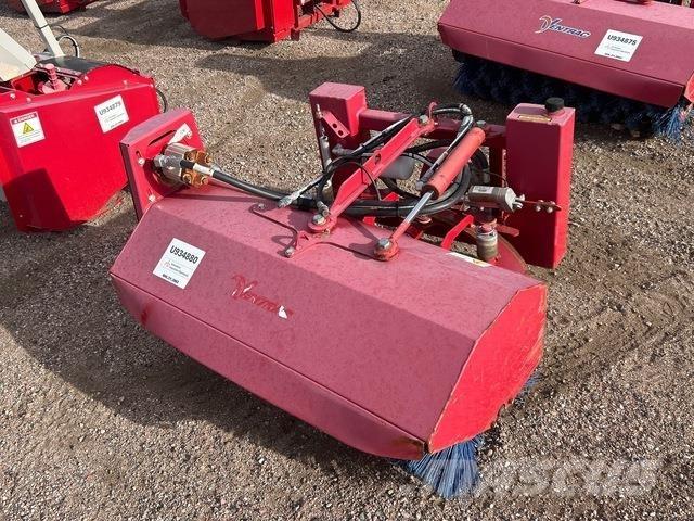 Ventrac NJ380 Cepillos