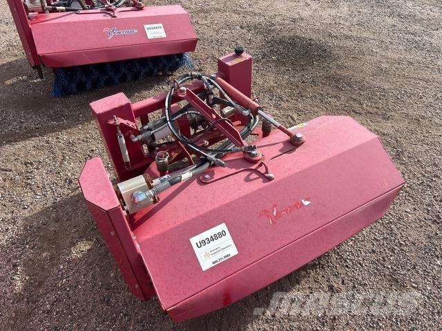 Ventrac NJ380 Cepillos