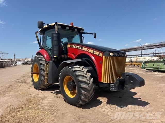 Versatile 260 Tractores