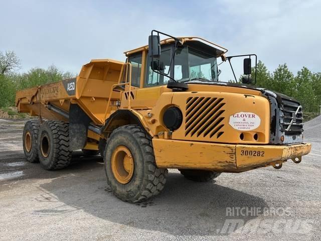 Volvo A25D Dúmpers articulados