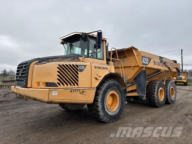 Volvo A25D Dúmpers articulados