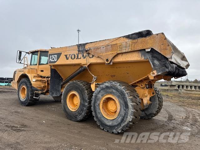 Volvo A25D Dúmpers articulados
