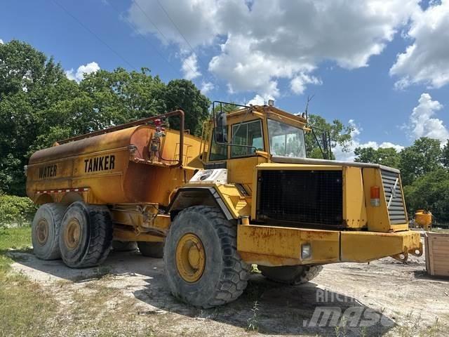 Volvo A35C Camiones cisterna