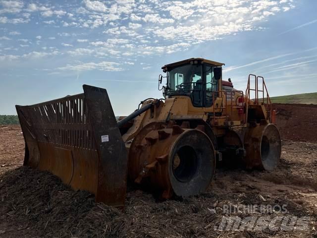 Volvo LC450H Compactadores de suelo