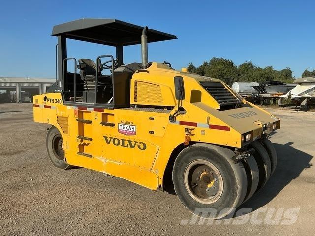 Volvo PTR240 Rodillos sobre neumáticos