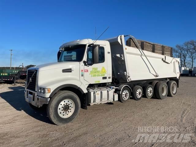 Volvo VHD Camiones bañeras basculantes o volquetes