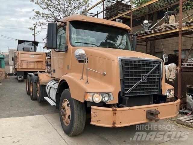Volvo VHD Cabezas tractoras