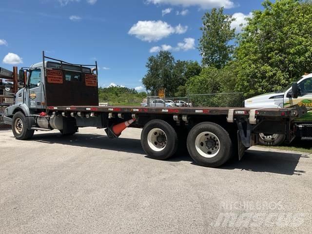 Volvo VHD Camiones plataforma