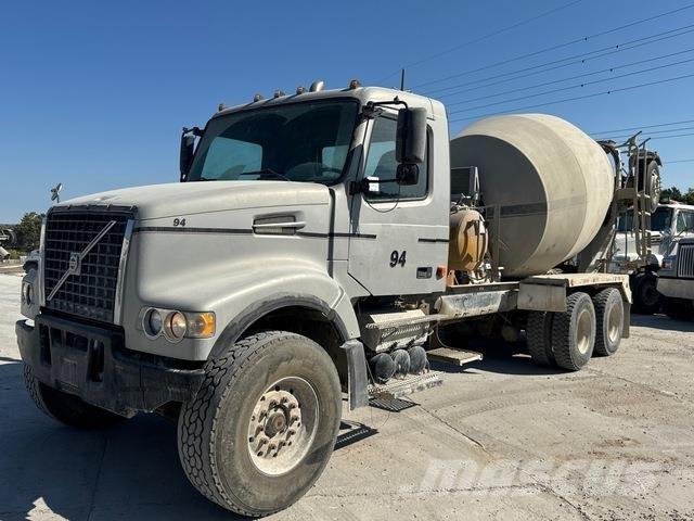 Volvo VHD Otros camiones