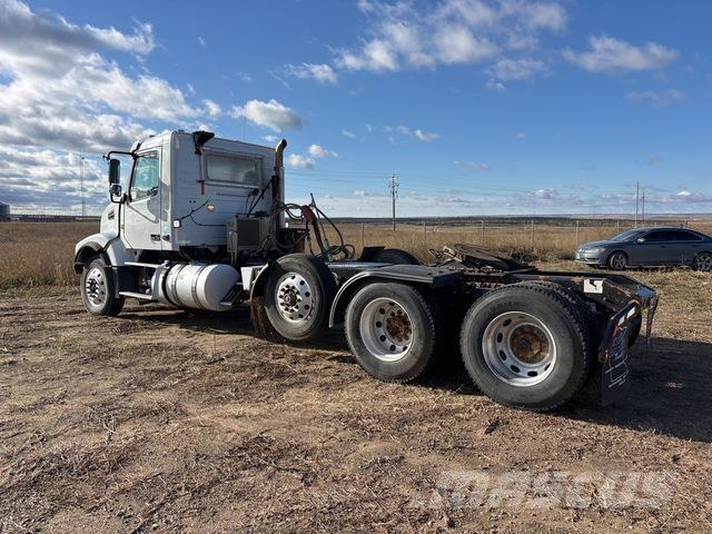 Volvo VHD Cabezas tractoras