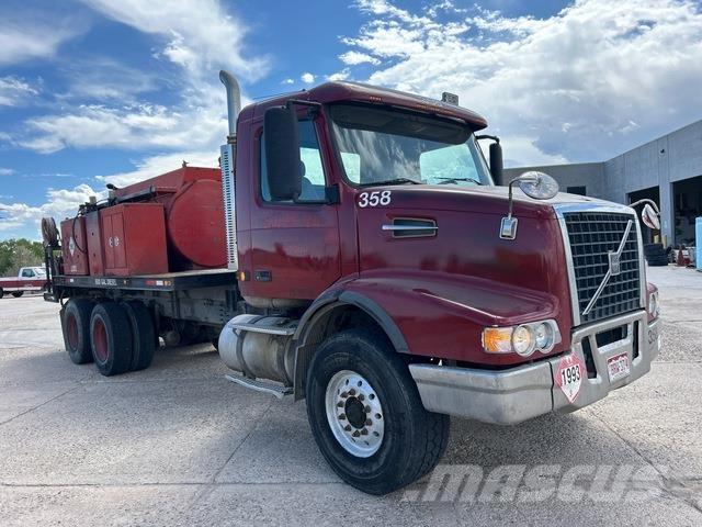 Volvo VHD Camiones cisterna