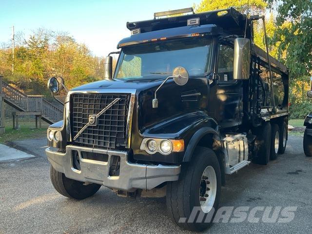 Volvo VHD Camiones bañeras basculantes o volquetes