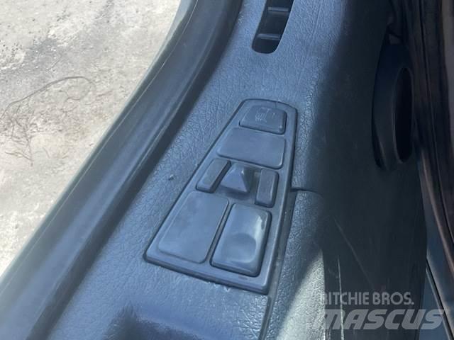 Volvo VHD104F Otros camiones