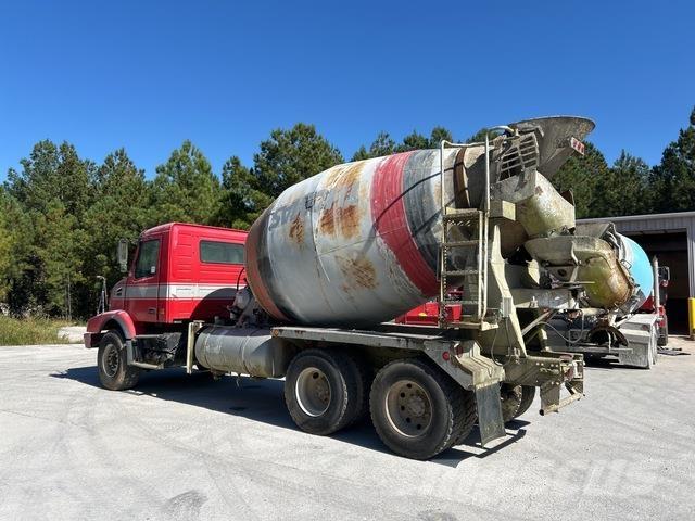 Volvo VHD64B Otros camiones