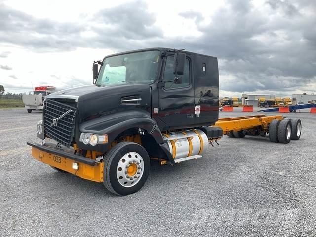 Volvo VHD64F Cabinas e interior