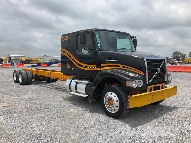 Volvo VHD64F Cabinas e interior